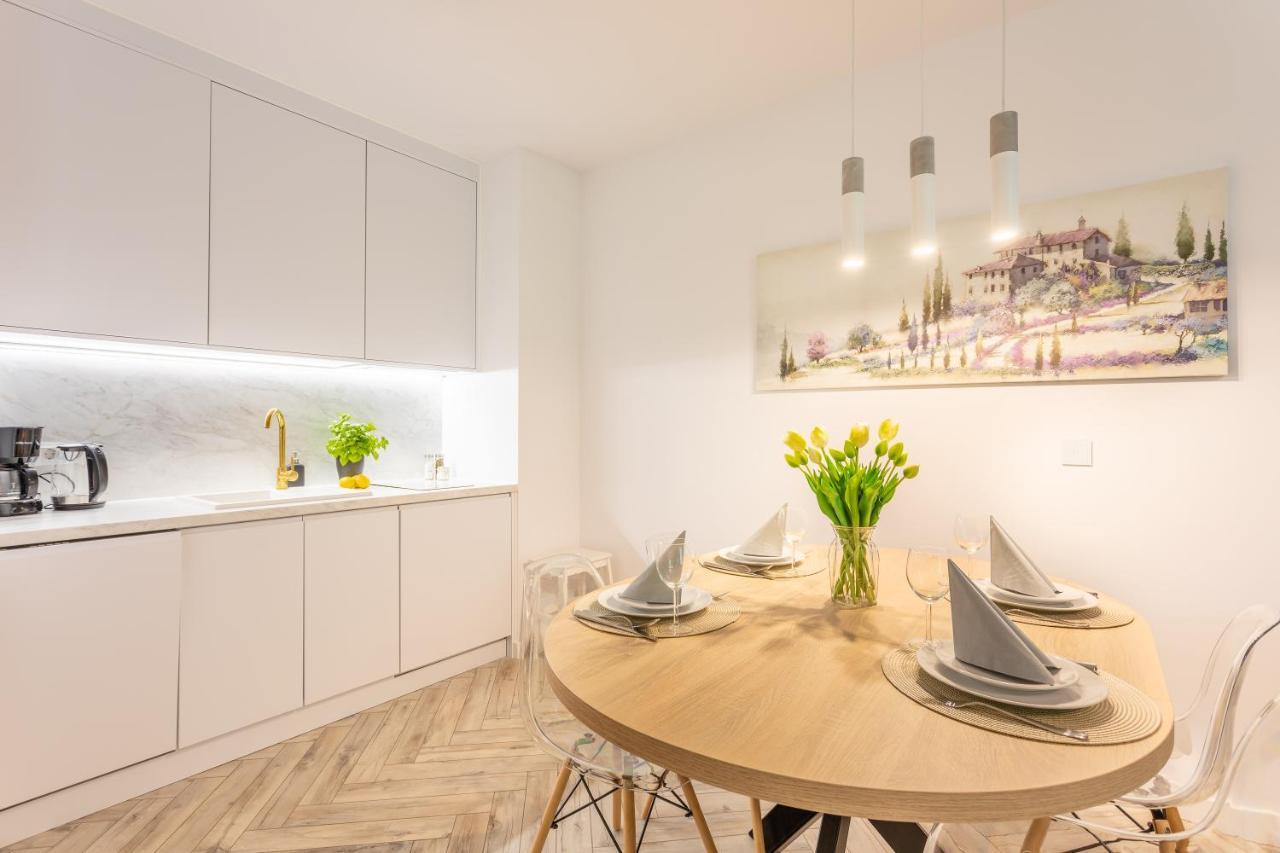 Ambria Apartments Matejki 17 Swinoujscie Bagian luar foto
